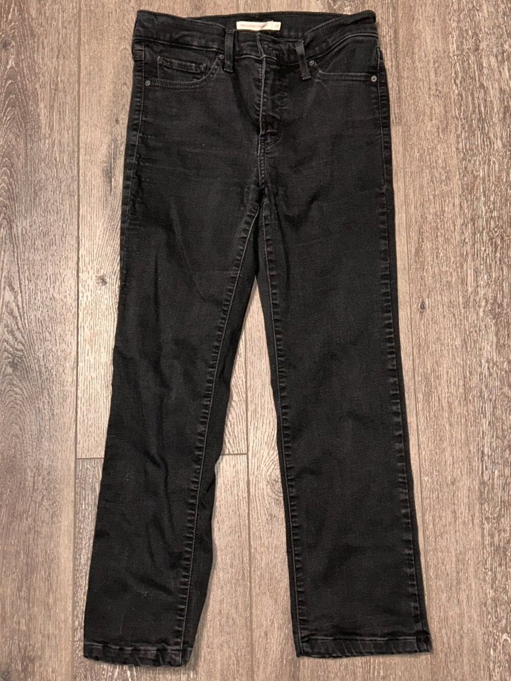 Levi’s 314 Shaping Straight Jeans Womens 28x25.5 Black Stretch Denim Pants